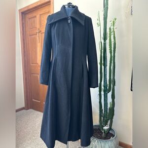Elegant Kristen Blake Women's Dress Coat